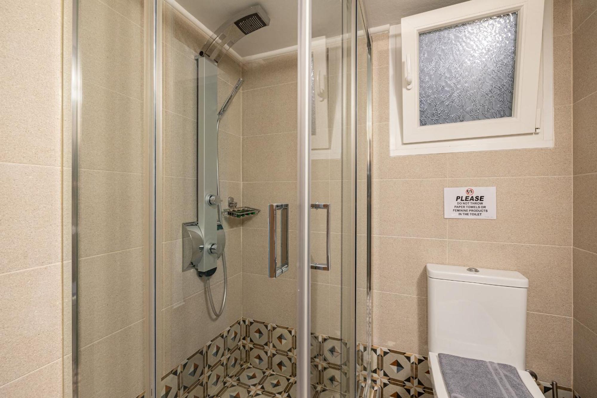Ports Crossroad C Apartment Piraeus Ngoại thất bức ảnh