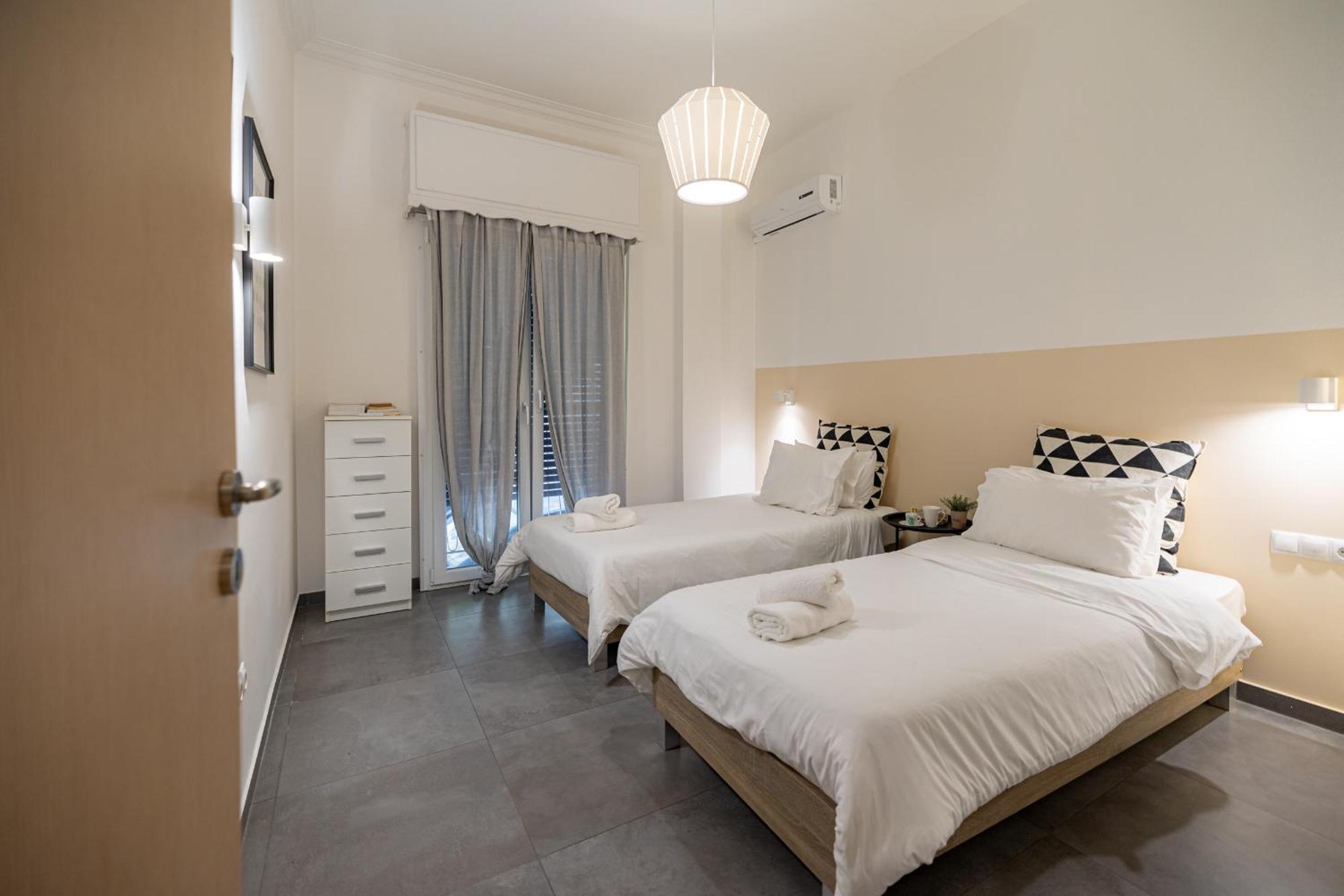 Ports Crossroad C Apartment Piraeus Ngoại thất bức ảnh