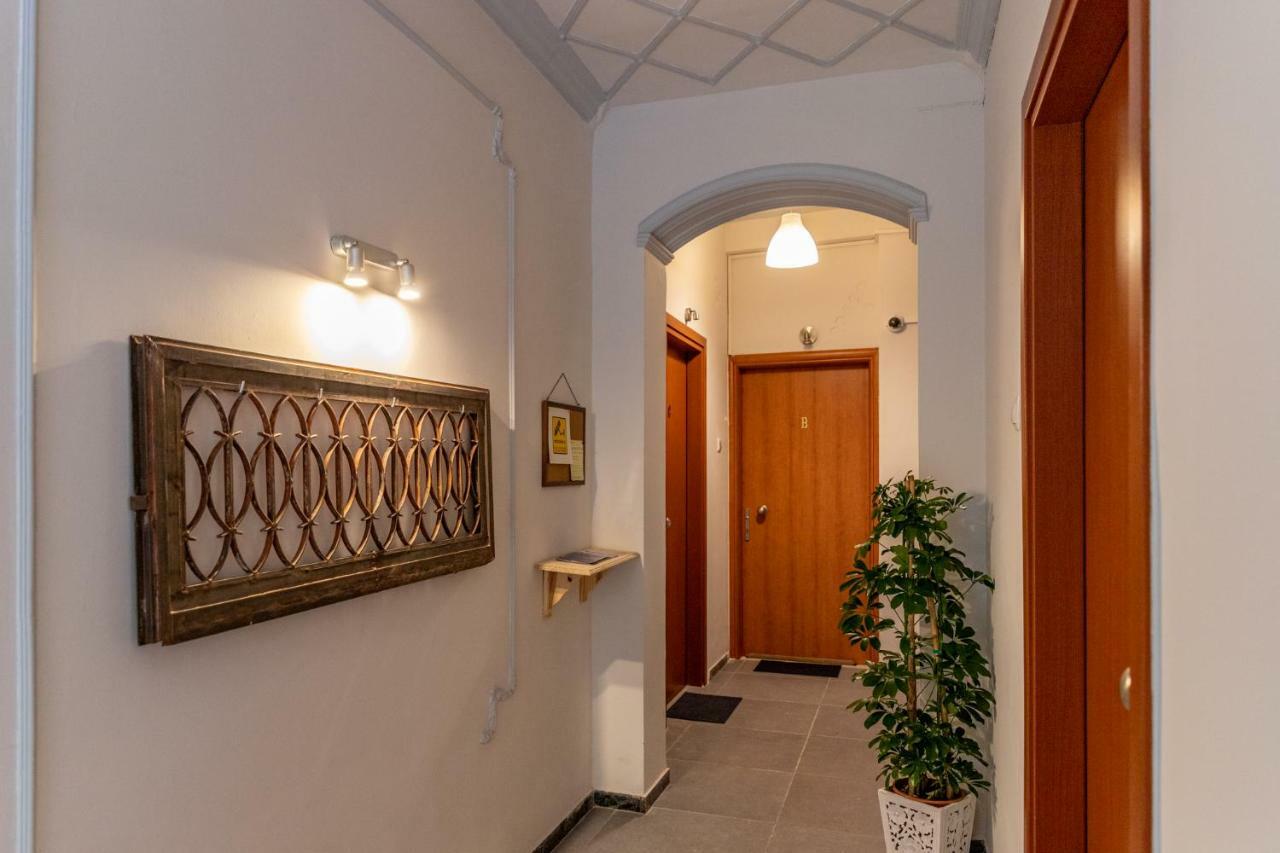 Ports Crossroad C Apartment Piraeus Ngoại thất bức ảnh