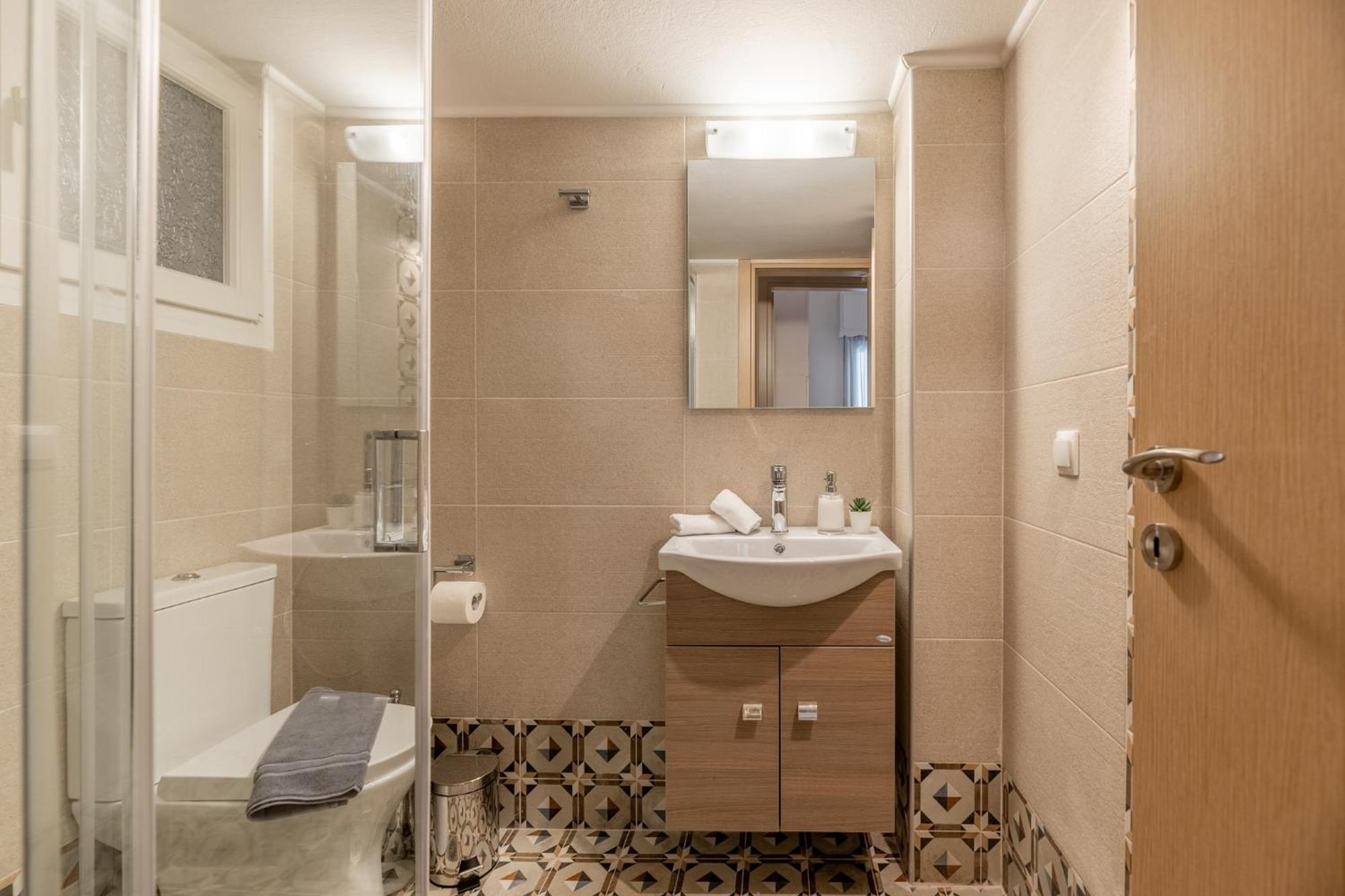 Ports Crossroad C Apartment Piraeus Ngoại thất bức ảnh
